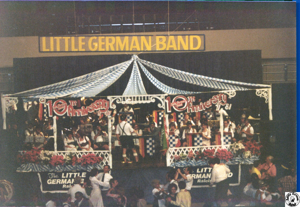 1981 04 25 02 Springfest @ Civic Center.jpg